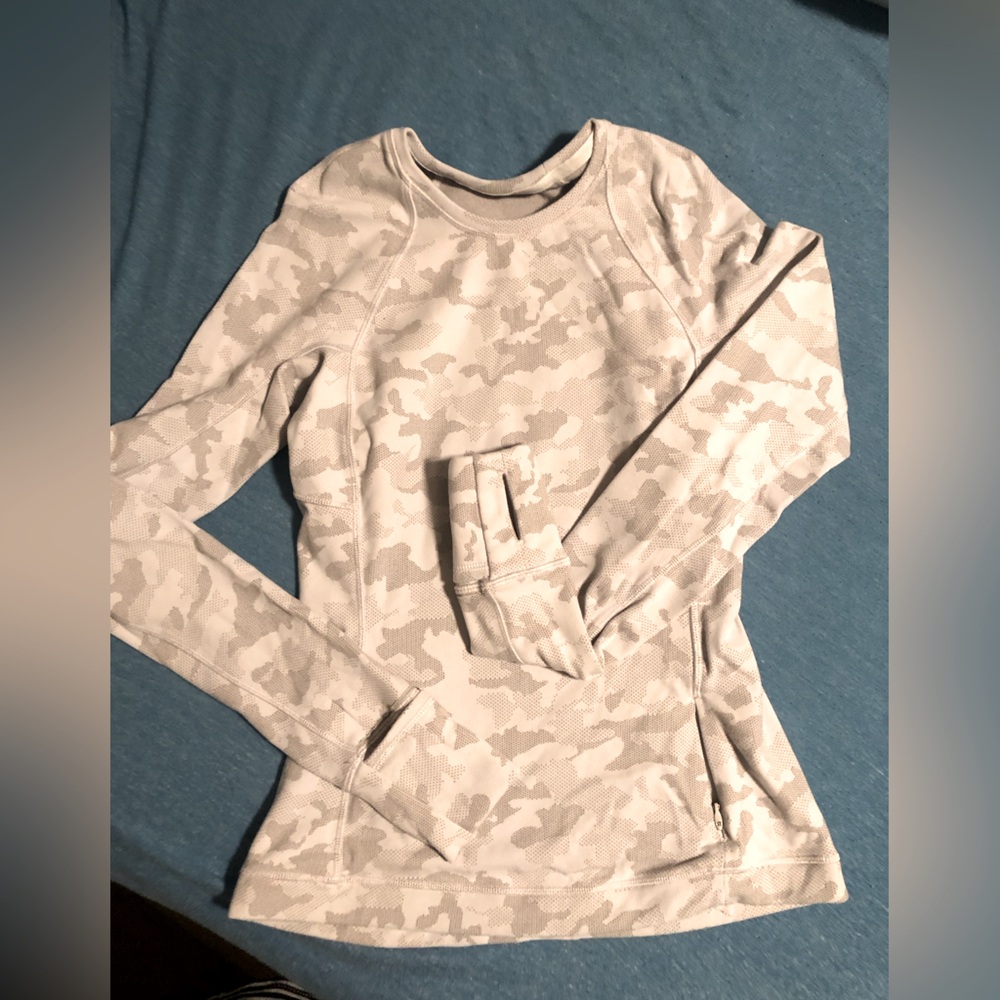 Lululemon gray camouflage sweatshirt
